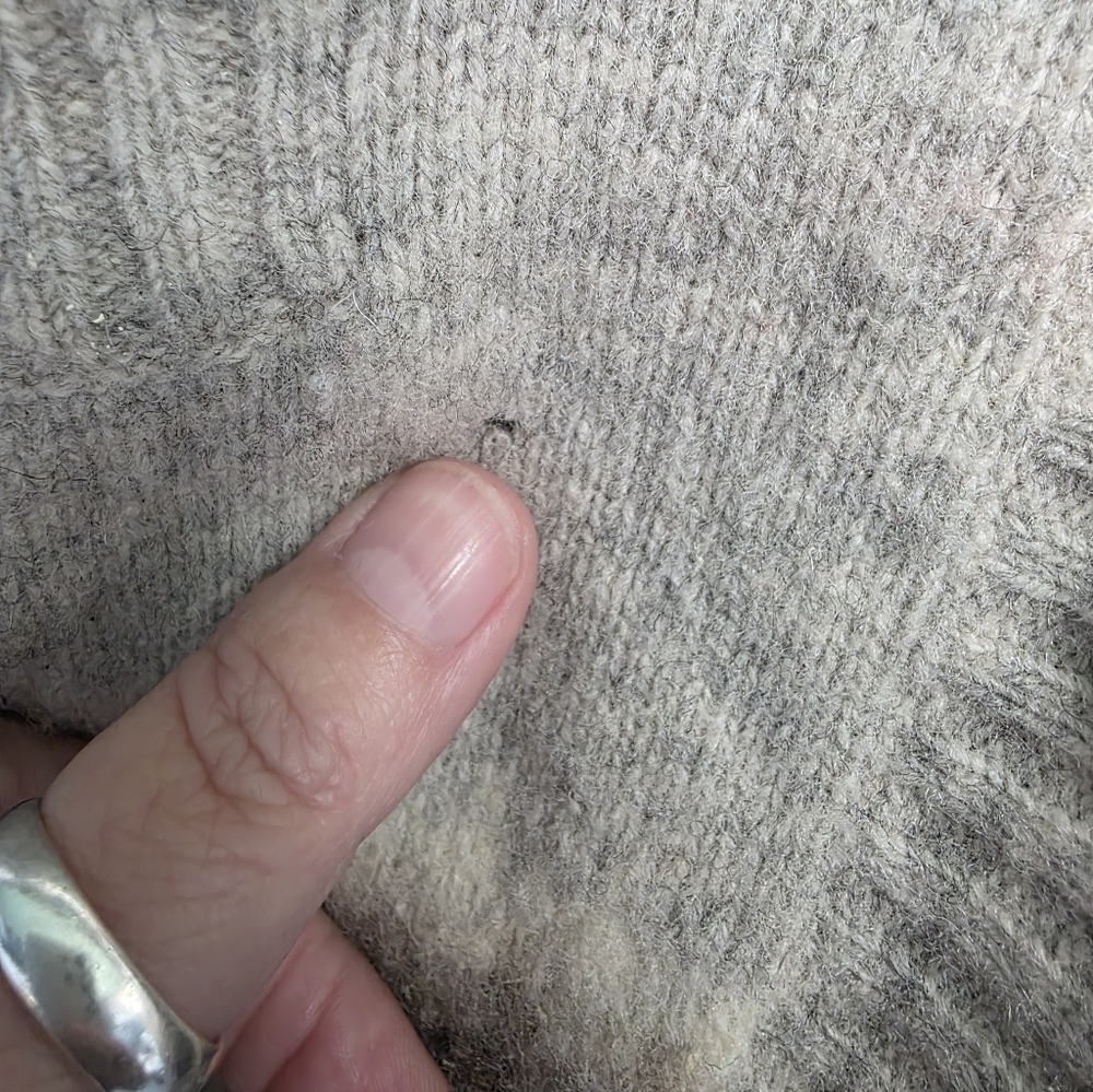 Gap/ Gray Patterned Lambs Wool Cardigan Sweater - image 4